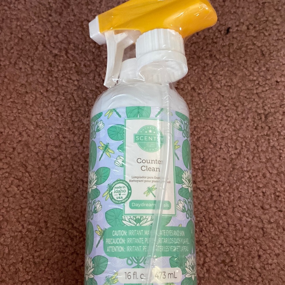 Scentsy counter clean on daydream oasis
